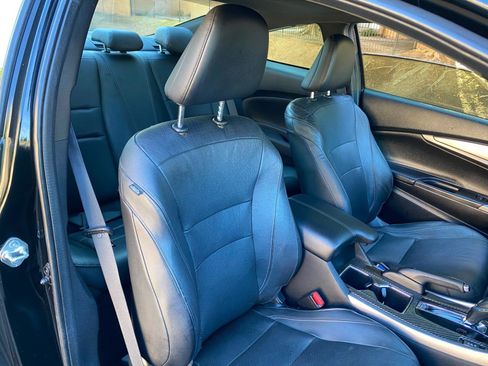 Used 2017 Honda Accord EX-L image 40