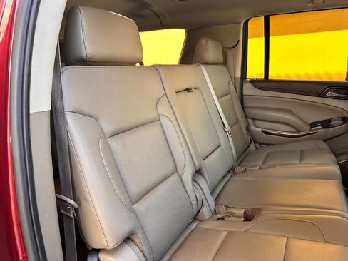 Used 2016 GMC Yukon XL SLT AWD/4WD image 74