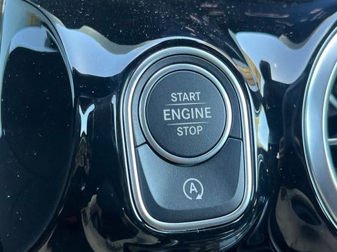 New 2025 Mercedes-Benz GLA 250 GLA 250 image 26