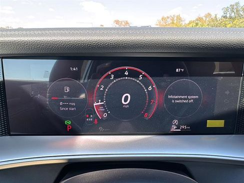 New 2026 Volkswagen Tiguan SE R-Line FWD image 19