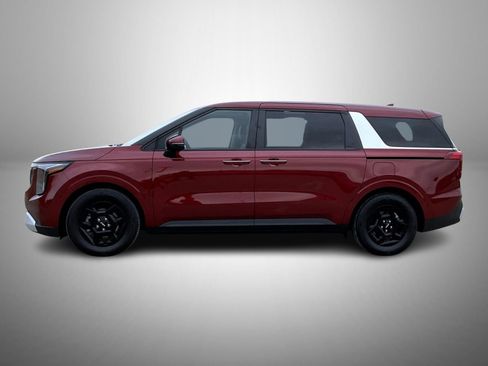Used 2025 Kia Carnival image 8