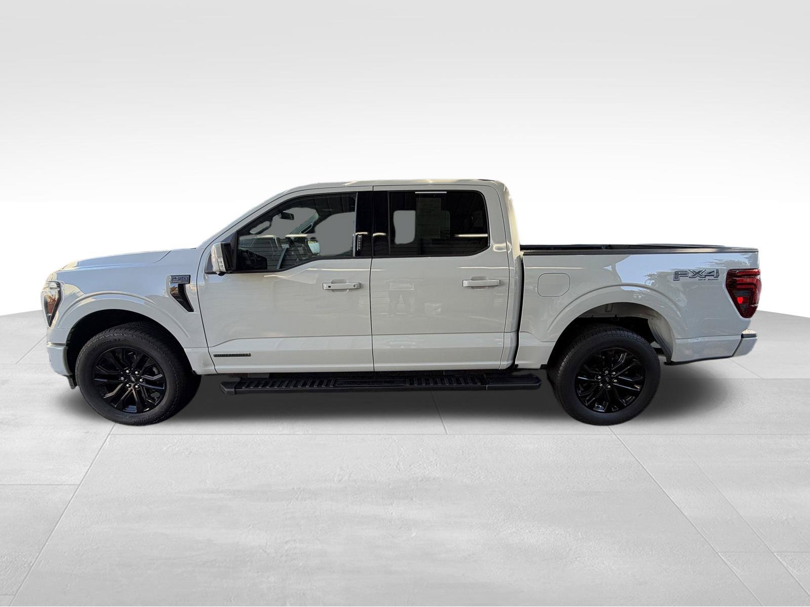 Used 2024 Ford F150 Lariat w/ Equipment Group 502A High AWD/4WD image 9