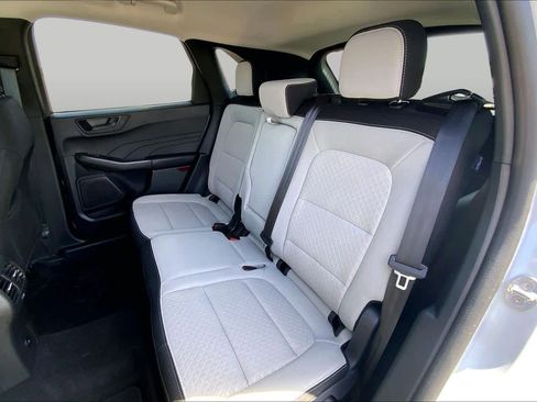 Used 2025 Ford Escape Active w/ Tech Pack #1 FWD image 21