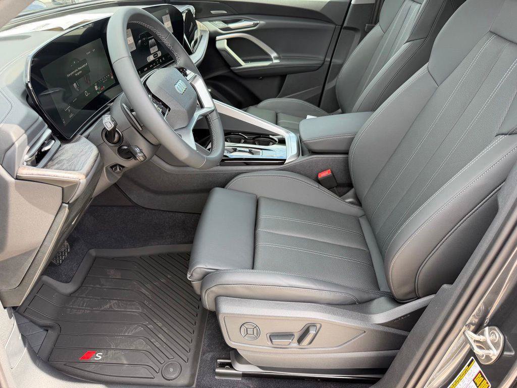 New 2026 Audi Q5 Premium Plus AWD/4WD image 10
