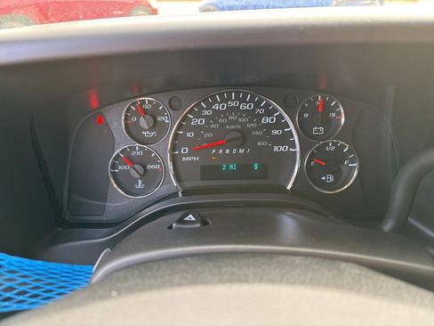 New 2025 Chevrolet Express 2500 LS w/ Enhanced Convenience Package image 13