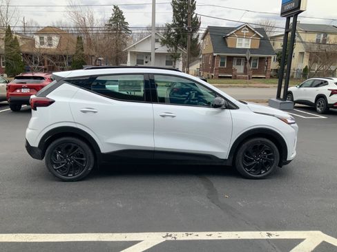 New 2027 Chevrolet Bolt RS FWD image 8