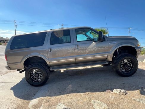 Used 2003 Ford Excursion Limited AWD/4WD image 8