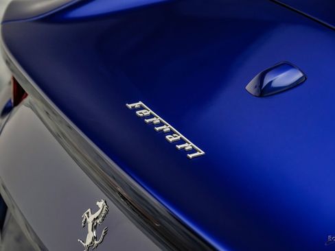 Used 2023 Ferrari 812 GTS RWD image 20