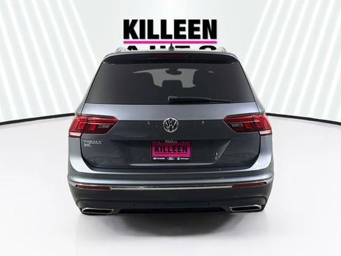 Used 2021 Volkswagen Tiguan SE FWD image 4