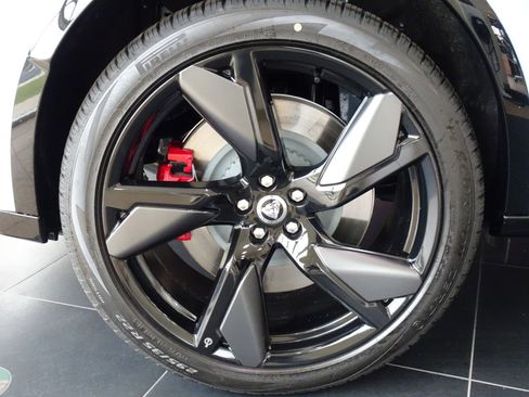 New 2026 Jaguar F-PACE SVR 575 Edition image 35