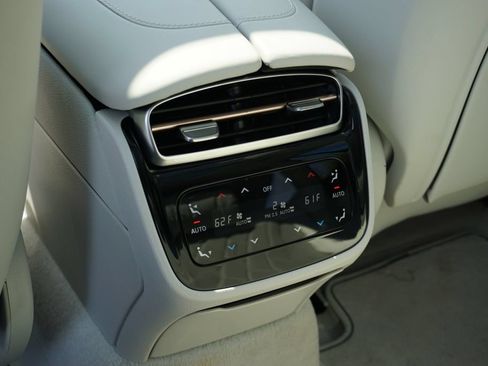 Certified 2023 Mercedes-Benz EQS 580 4MATIC Sedan image 26