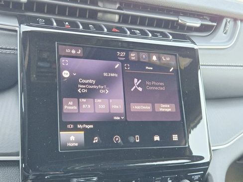 New 2026 Jeep Grand Cherokee L 4WD image 24