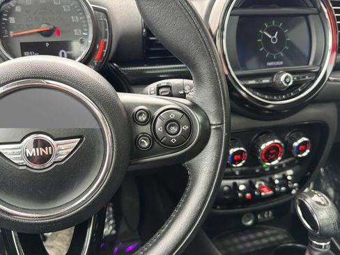 Used 2018 MINI Cooper Clubman S image 22