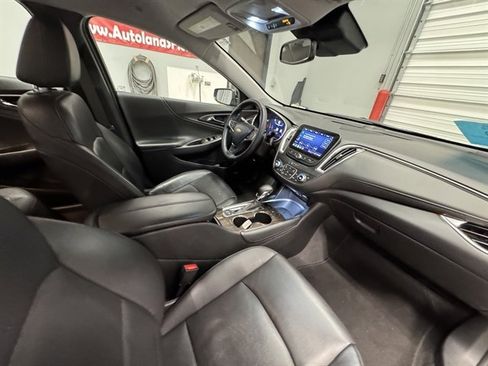 Used 2024 Chevrolet Malibu LT image 11