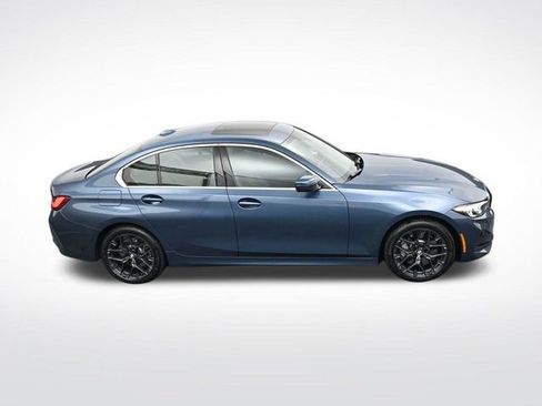Used 2025 BMW 330i Sedan image 23