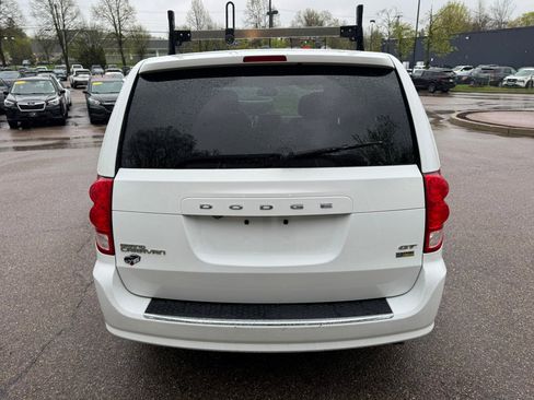 Used 2019 Dodge Grand Caravan GT FWD image 6