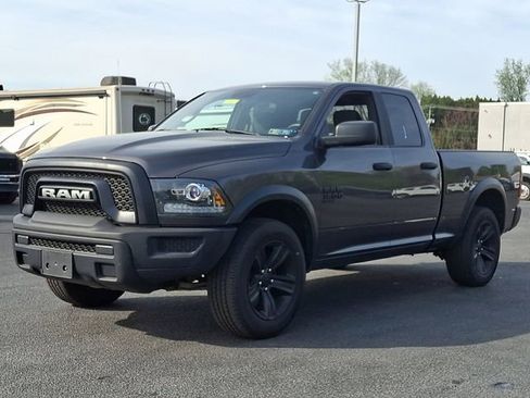 Used 2022 RAM 1500 Classic Warlock AWD/4WD image 6