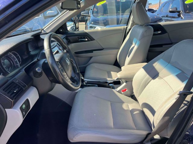 Used 2015 Honda Accord EX-L image 12