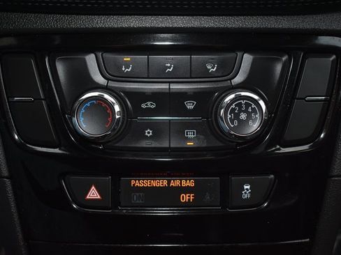 Used 2017 Buick Encore Preferred image 27