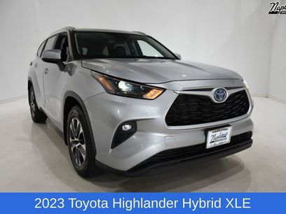 Used 2023 Toyota Highlander XLE