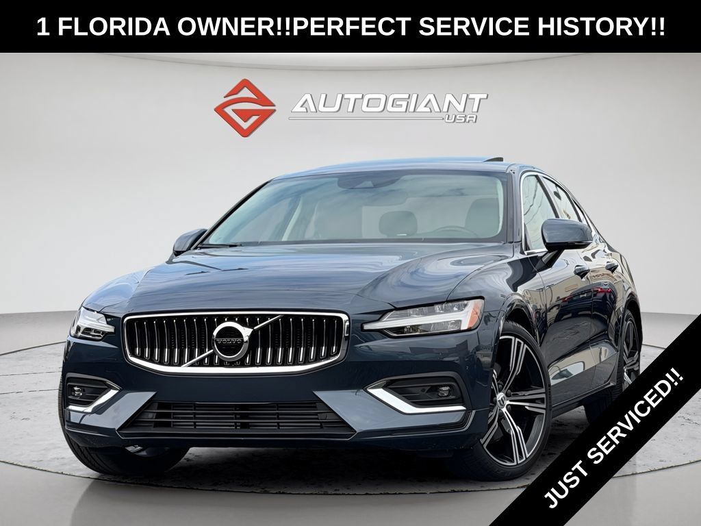 Used 2021 Volvo S60 T5 Inscription FWD image 1