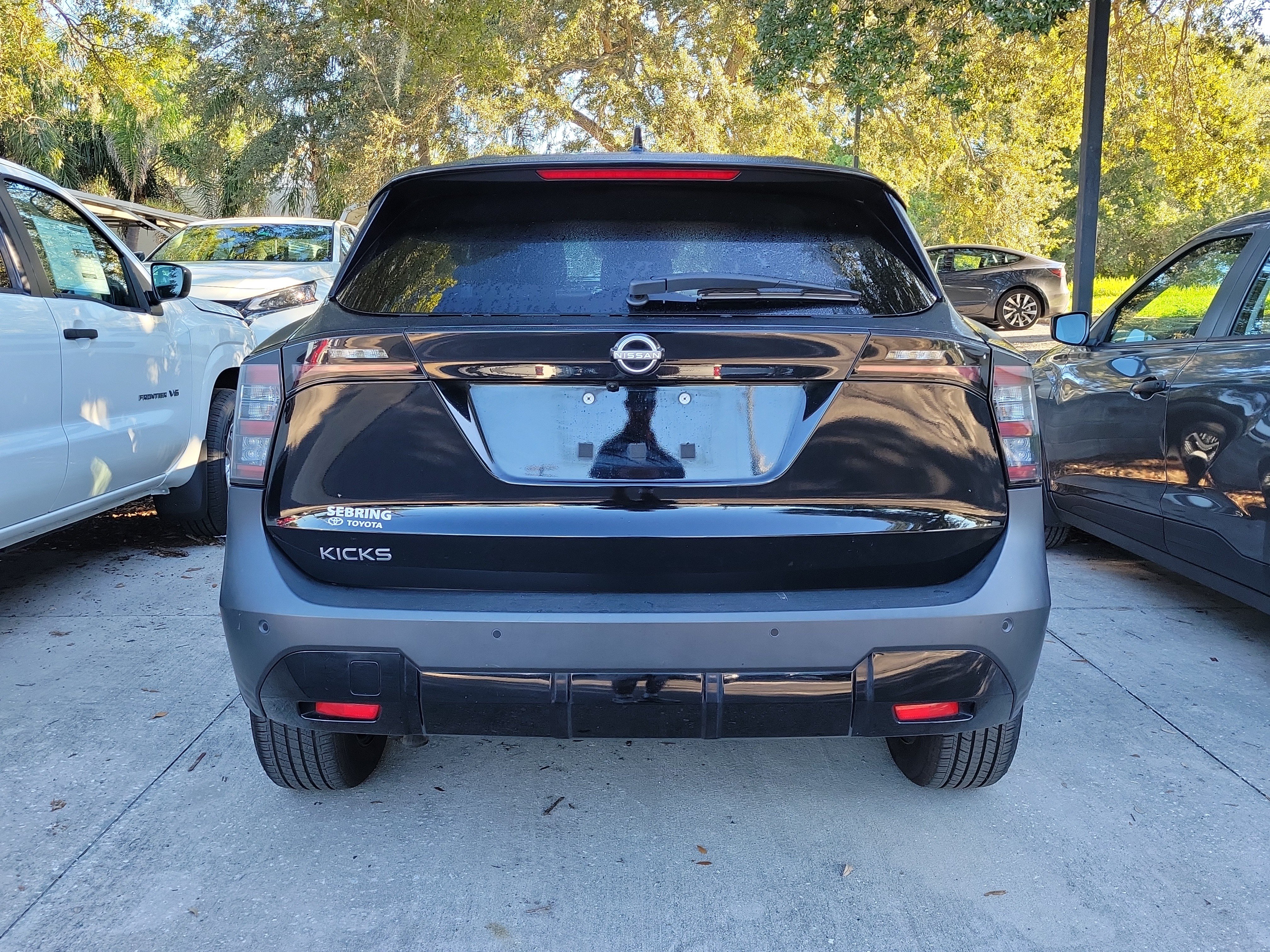 Certified 2025 Nissan Kicks SV FWD image 7