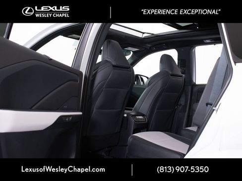 Used 2025 Lexus TX 350 AWD image 21