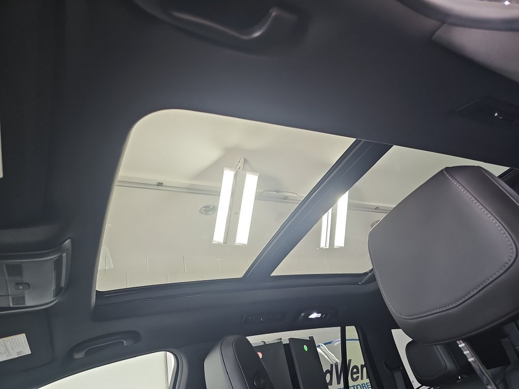 Used 2020 Cadillac XT6 Premium Luxury AWD/4WD image 36