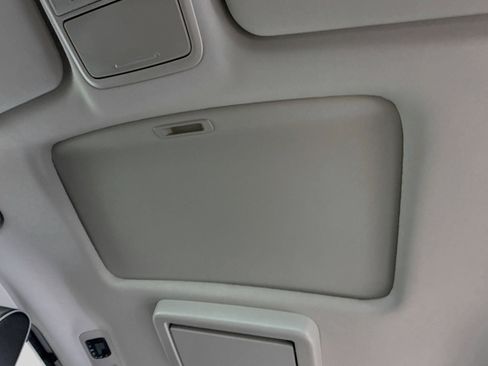 New 2026 Honda Odyssey Touring image 27