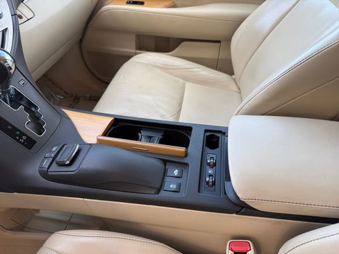 Used 2015 Lexus RX 450h AWD image 15