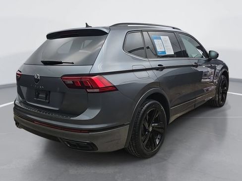 Used 2023 Volkswagen Tiguan SE R-Line FWD image 6