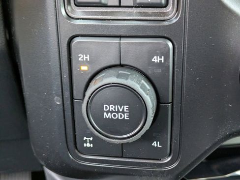 New 2026 Ford F250 Lariat w/ Black Appearance Package image 26