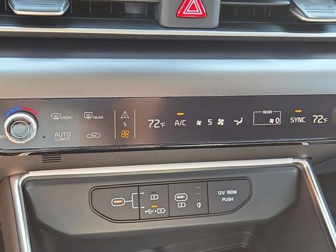 New 2026 Kia Carnival SX Prestige image 28