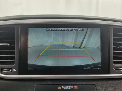 Used 2021 Kia Sportage LX FWD image 25