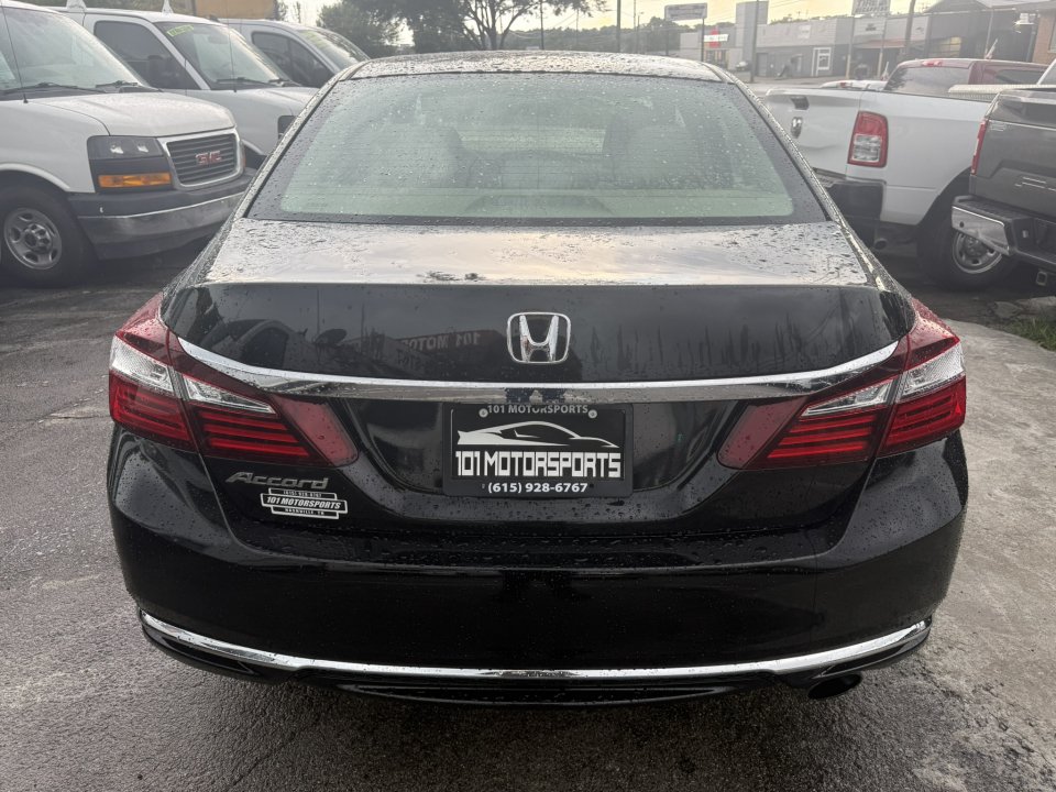 Used 2017 Honda Accord LX image 6
