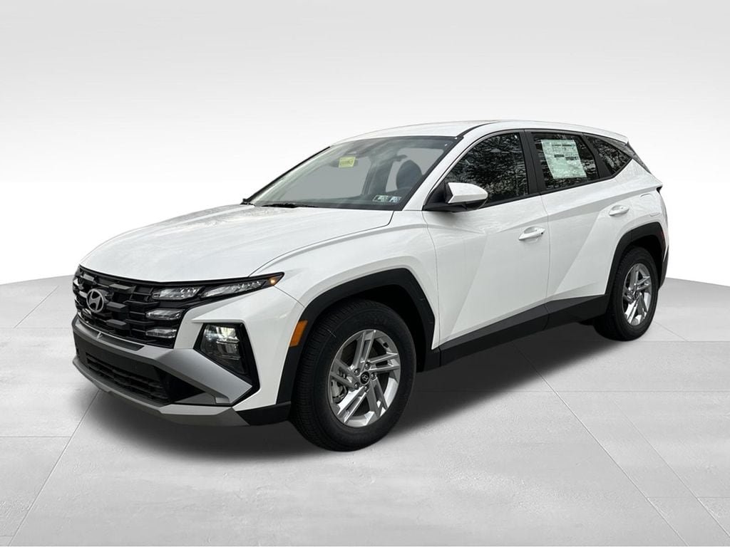 Used 2025 Hyundai Tucson SE FWD image 3