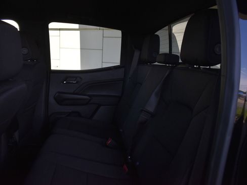 New 2026 GMC Canyon Elevation w/ Convenience Package image 16