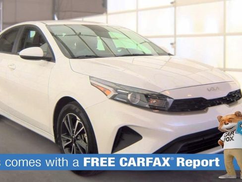 Used 2024 Kia Forte LXS FWD image 2