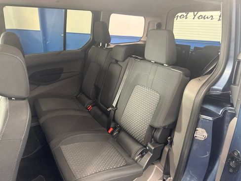 Certified 2022 Ford Transit Connect XLT FWD image 25