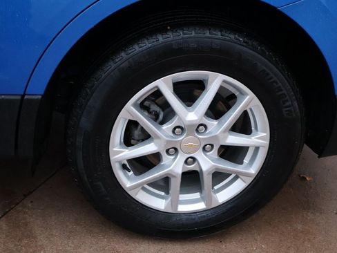 Used 2024 Chevrolet Equinox LS image 48