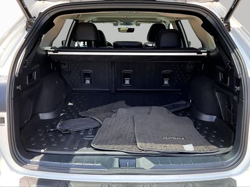 Used 2022 Subaru Outback Limited AWD/4WD image 37