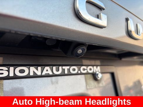 Used 2021 Nissan Rogue SV AWD/4WD image 15