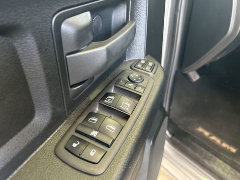 Used 2024 RAM 3500 Tradesman w/ Chrome Appearance Group image 34