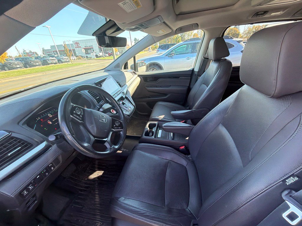 Used 2018 Honda Odyssey Elite image 10