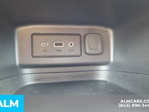 Used 2024 Chevrolet Equinox RS w/ LPO, Floor Liner Package FWD image 27