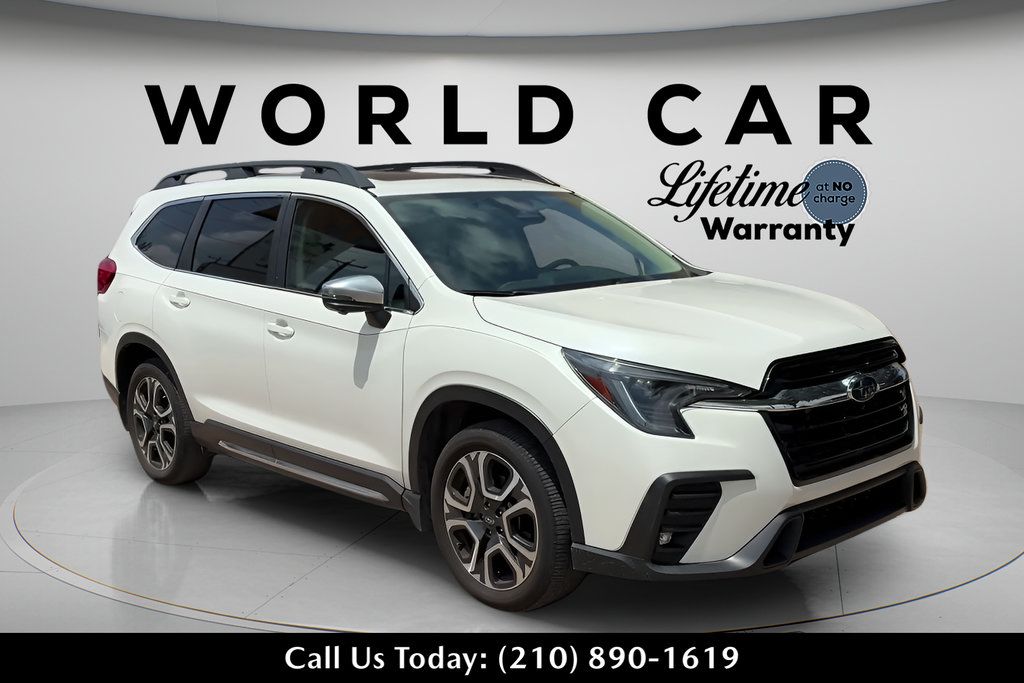 Used 2023 Subaru Ascent Limited w/ Technology Package AWD/4WD image 1