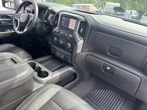 Used 2020 Chevrolet Silverado 2500 LTZ w/ LTZ Premium Package AWD/4WD image 13