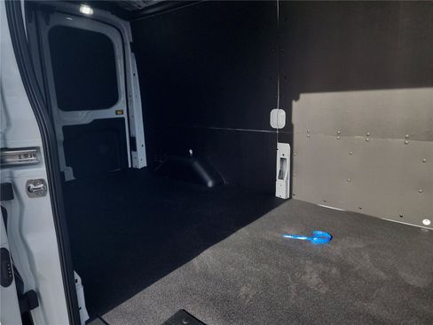 New 2026 Ford Transit 250 148 Medium Roof w/ Load Area Protection Package RWD image 17