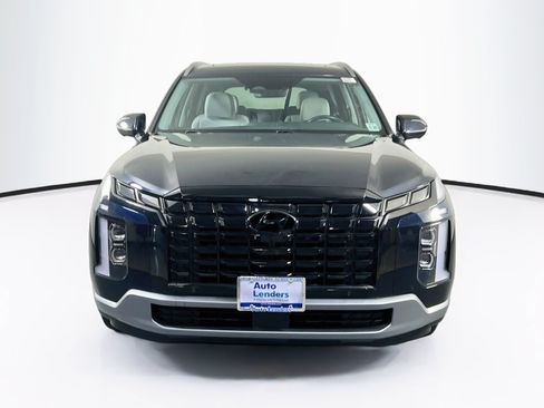 Used 2023 Hyundai Palisade SEL w/ Premium Package AWD/4WD image 2
