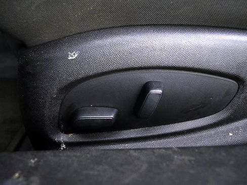 Used 2018 Chevrolet Camaro LT RWD image 16